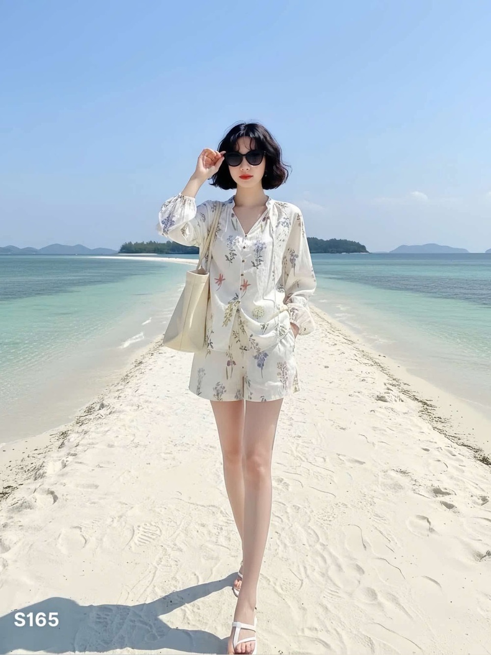 Floral Print White V-Neck Puff Sleeve Top - Women